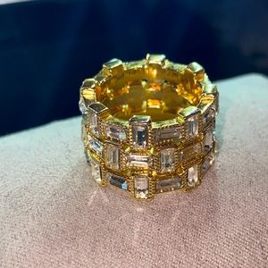 Stackable gold rings